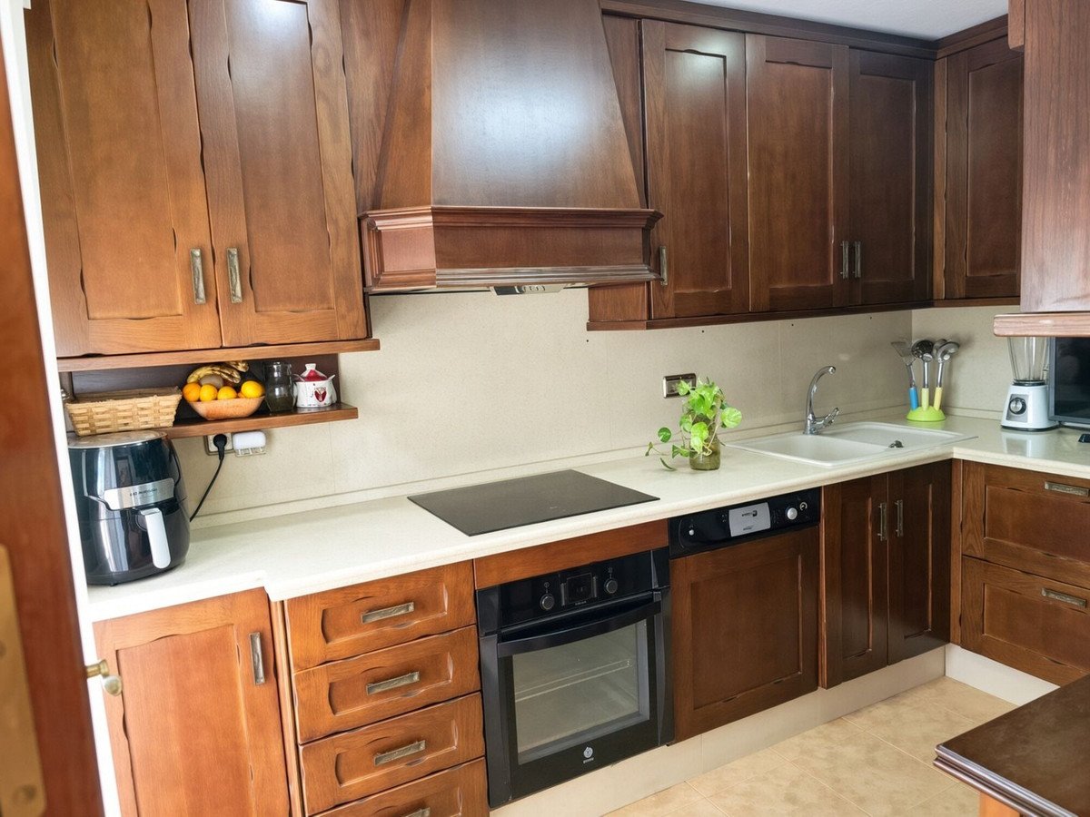 4 Bed Penthouse in Estepona
