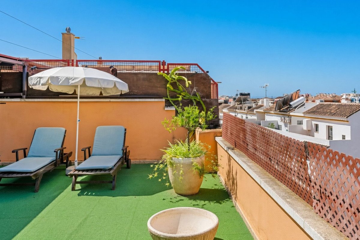 4 Bed Penthouse in Estepona
