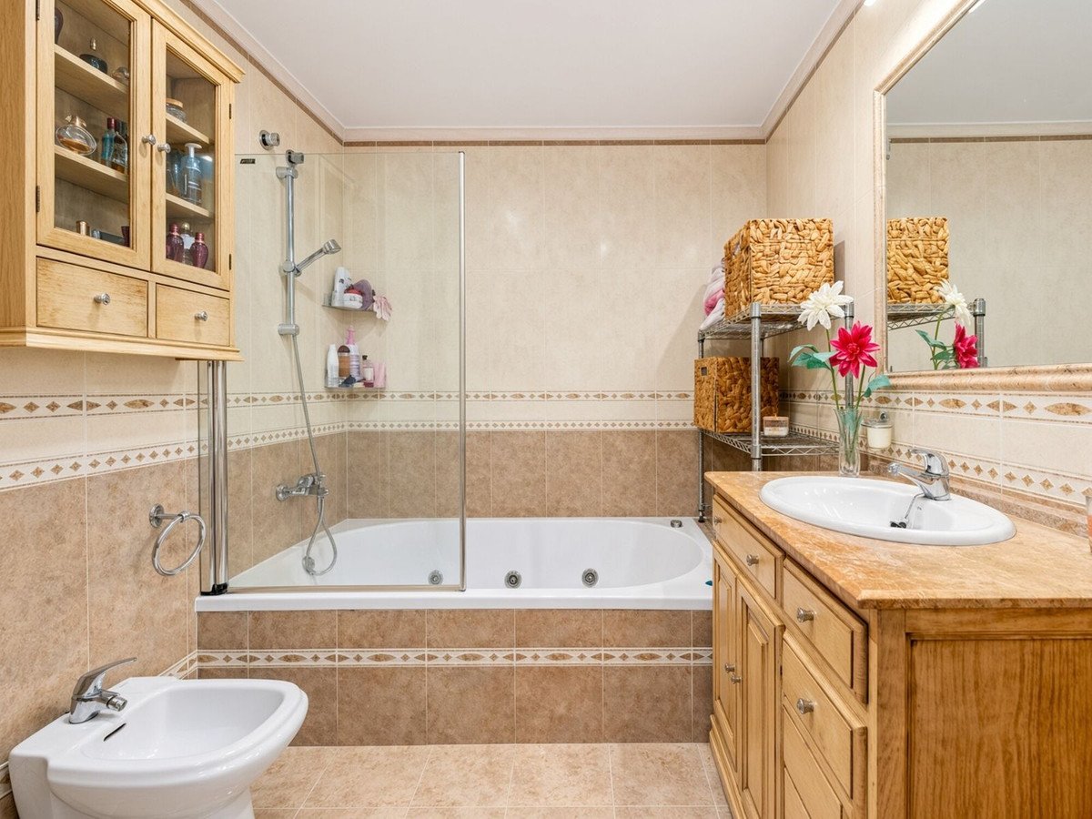 4 Bed Penthouse in Estepona