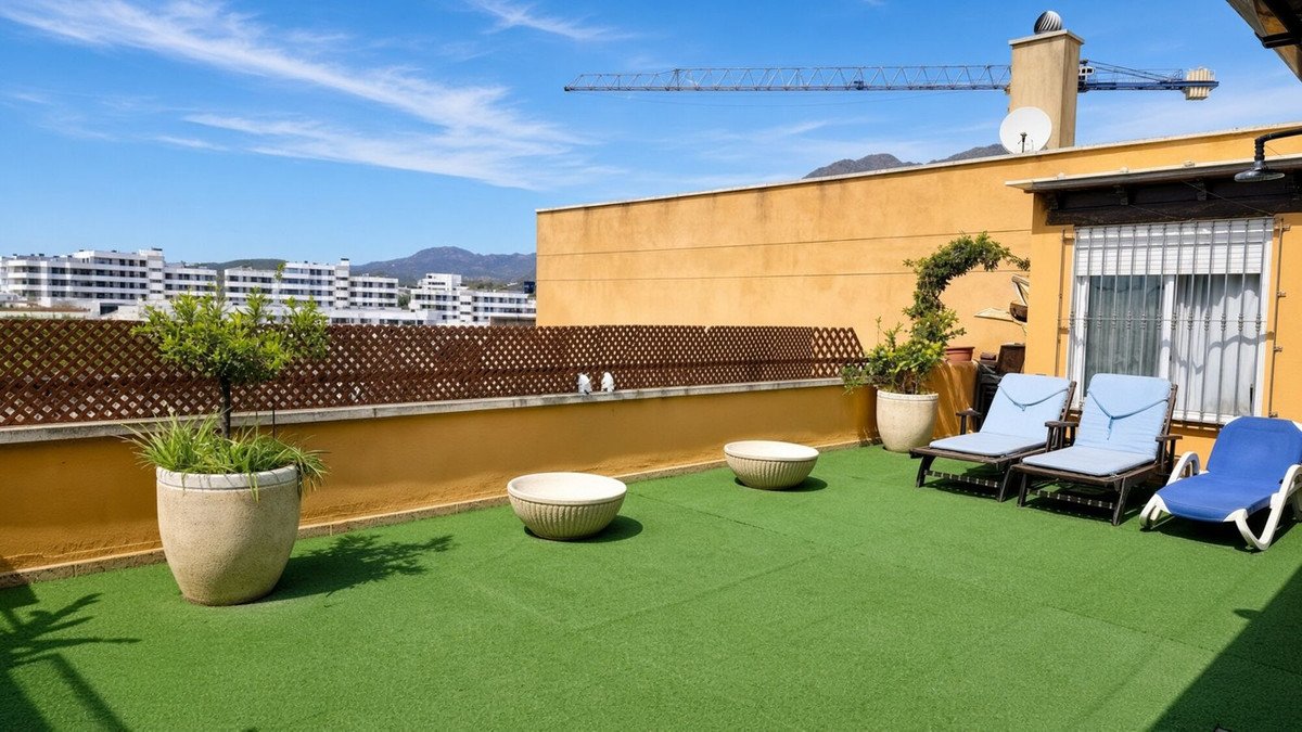 4 Bed Penthouse in Estepona