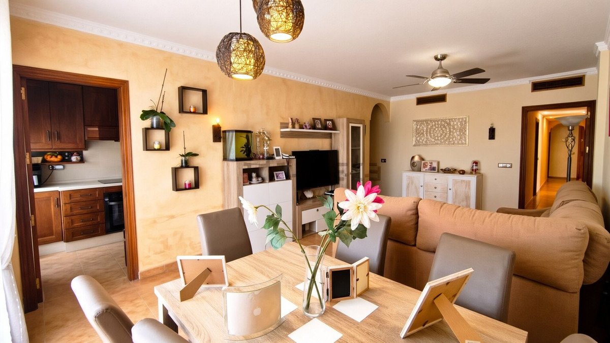 4 Bed Penthouse in Estepona