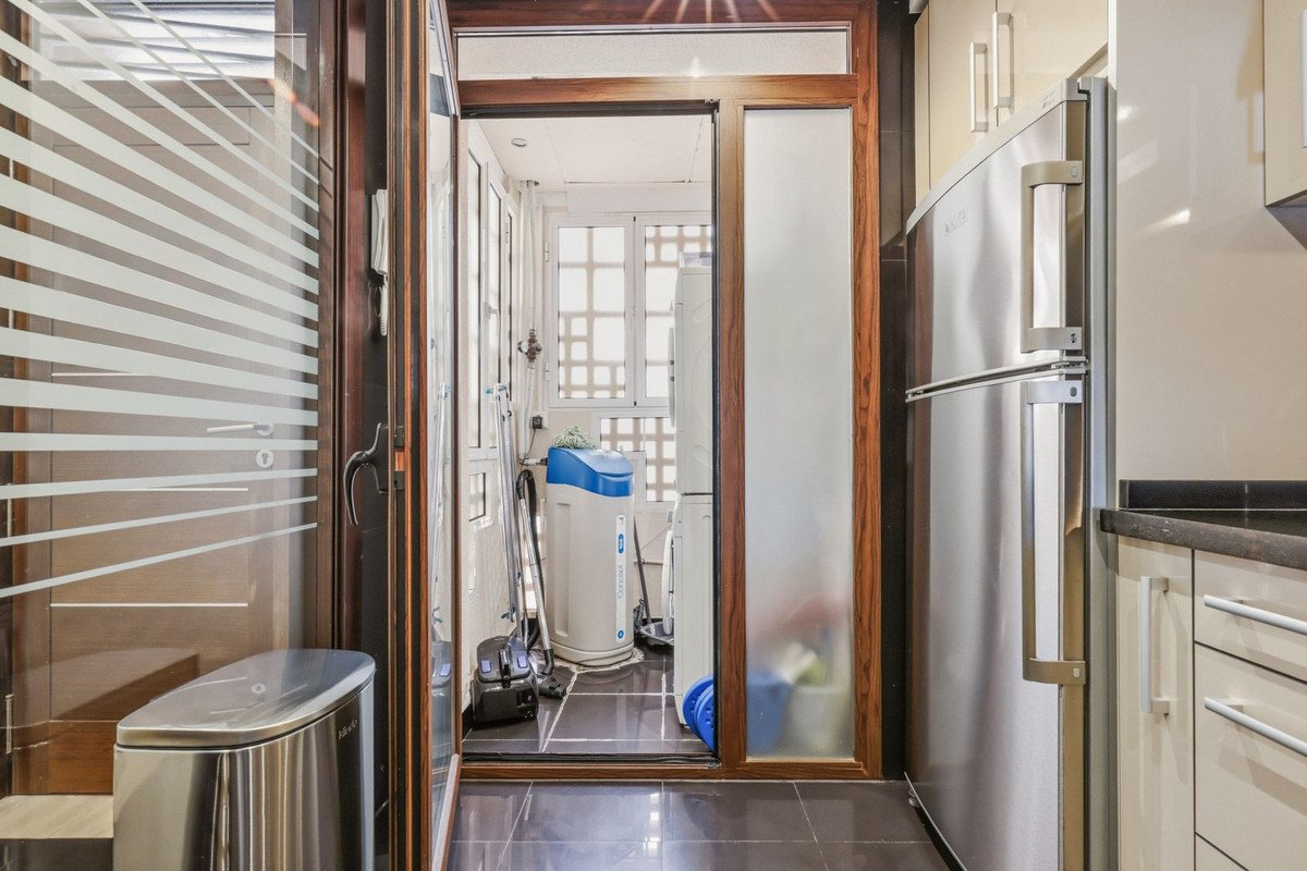 2 Bed Penthouse in New Golden Mile