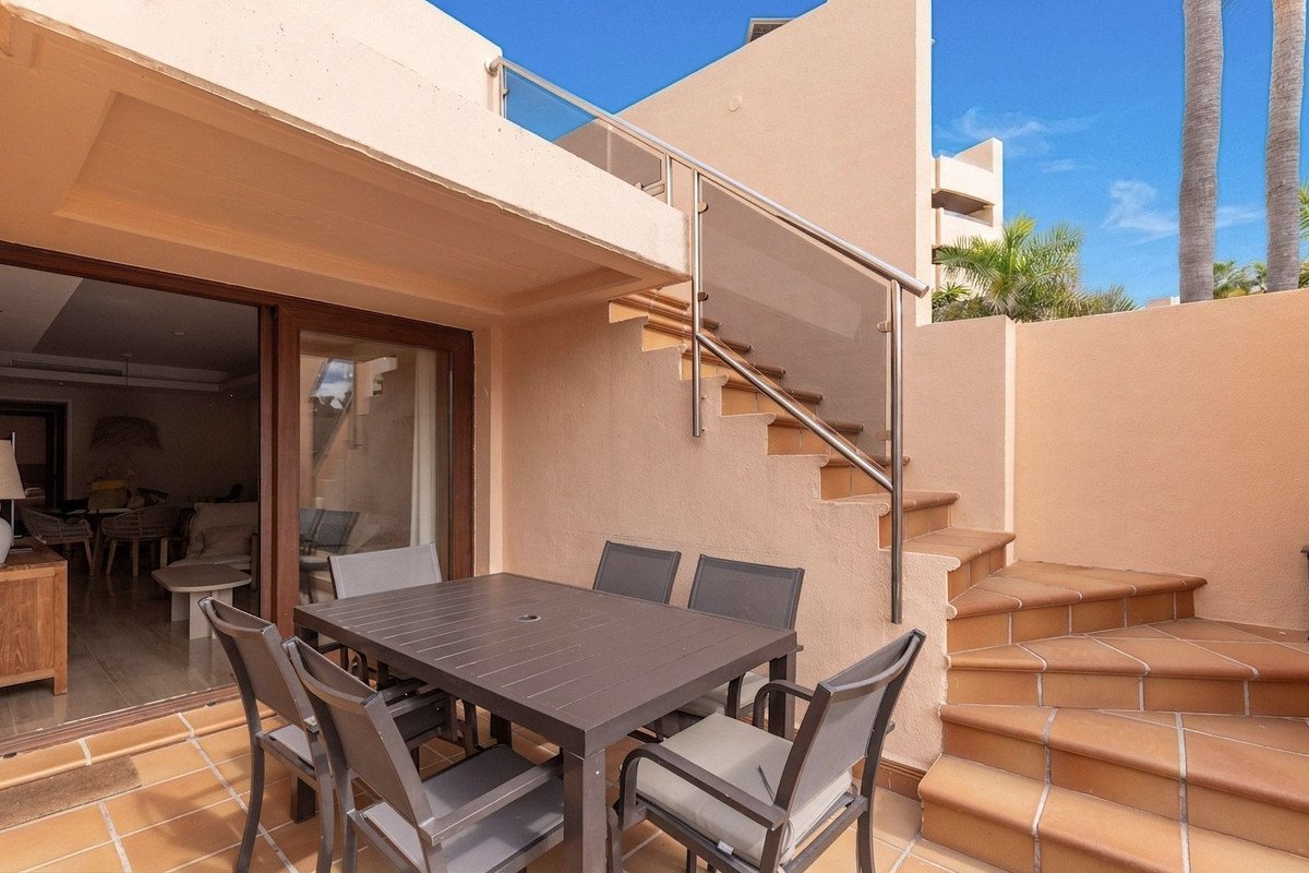 2 Bed Penthouse in New Golden Mile