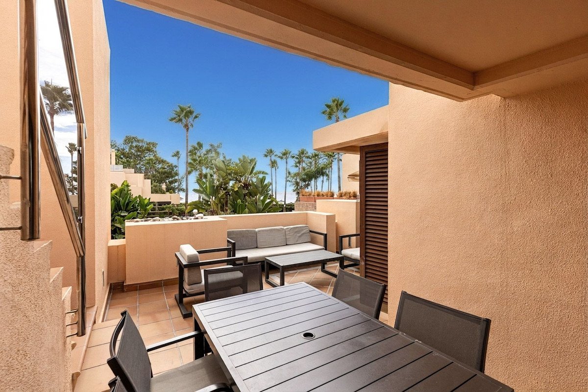2 Bed Penthouse in New Golden Mile