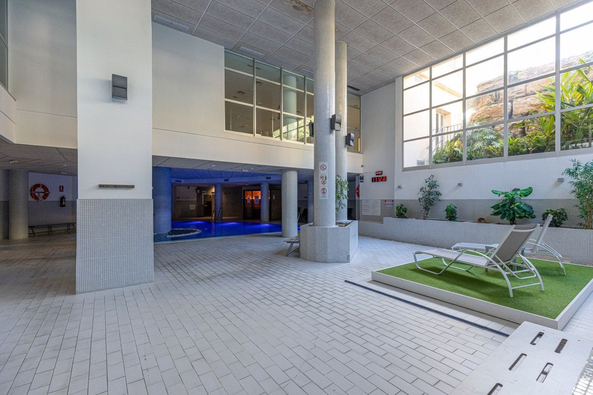 2 Bed Penthouse in New Golden Mile
