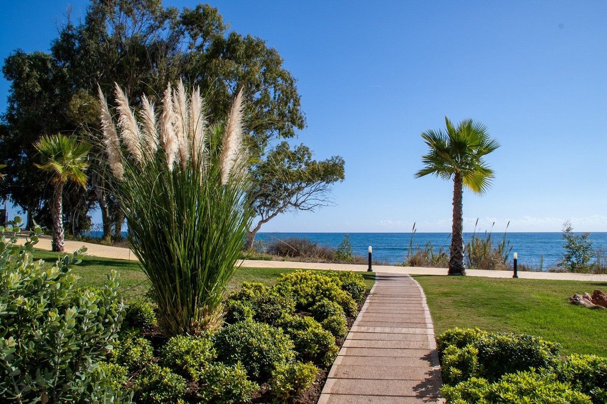 2 Bed Penthouse in New Golden Mile
