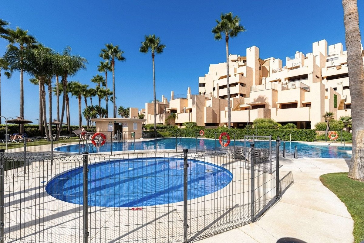 2 Bed Penthouse in New Golden Mile