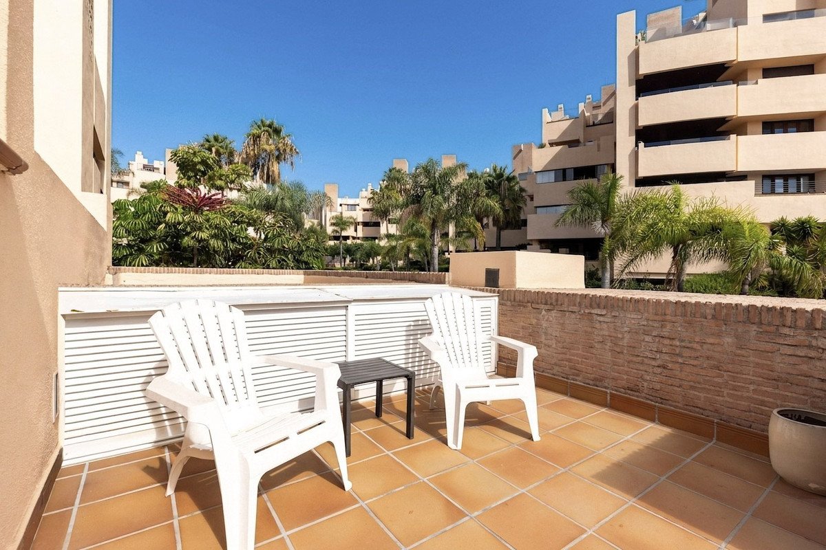 2 Bed Penthouse in New Golden Mile