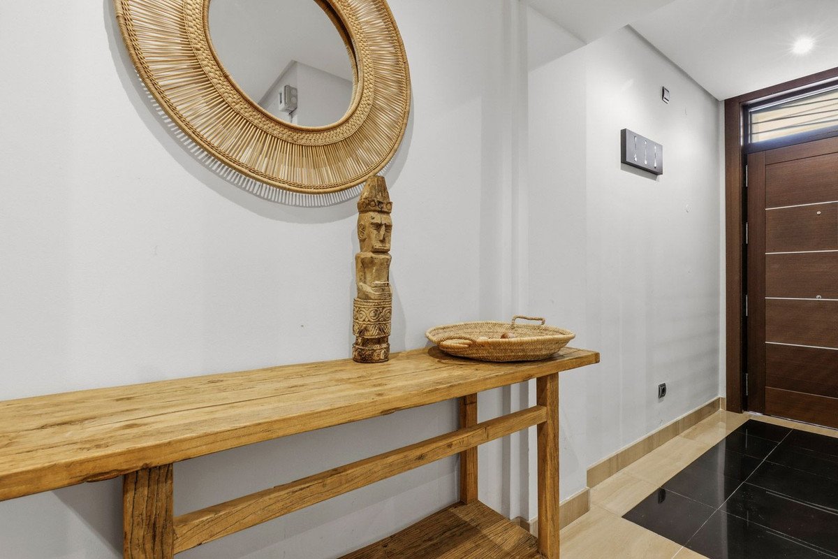 2 Bed Penthouse in New Golden Mile