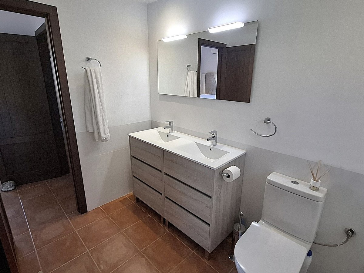 3 Bed Duplex in Valle del Este Golf