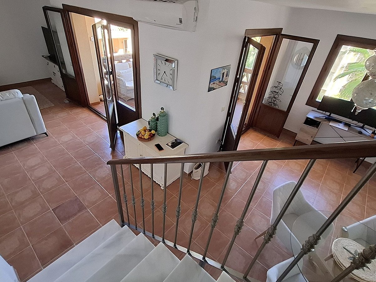 3 Bed Duplex in Valle del Este Golf