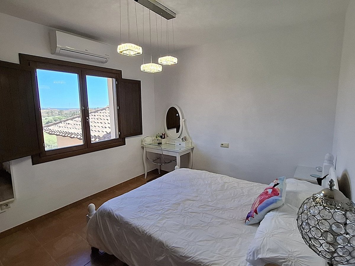 3 Bed Duplex in Valle del Este Golf