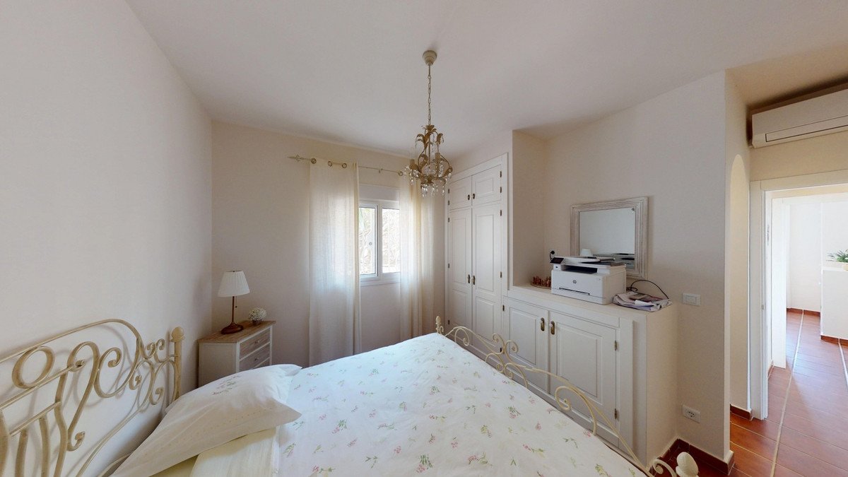 3 Bed Detached Villa in Arenas