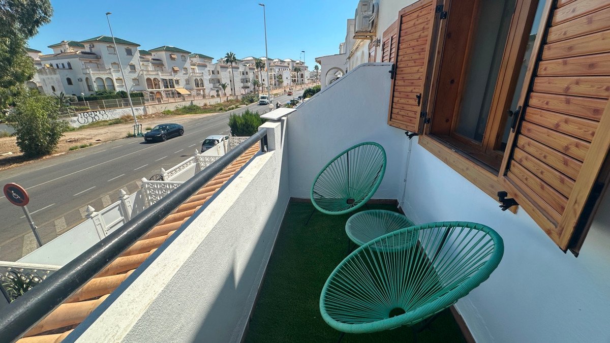3 Bed Townhouse in La Mata