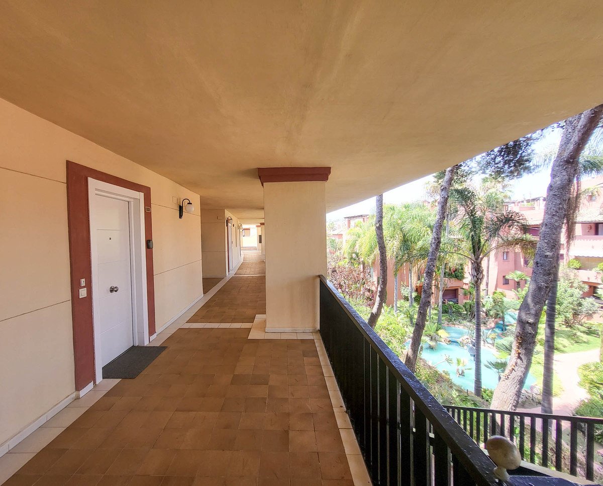 1 Bed Middle Floor Studio in Elviria