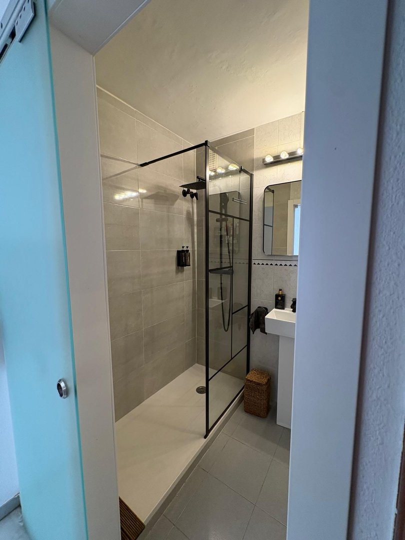 1 Bed Middle Floor Apartment in Málaga Centro
