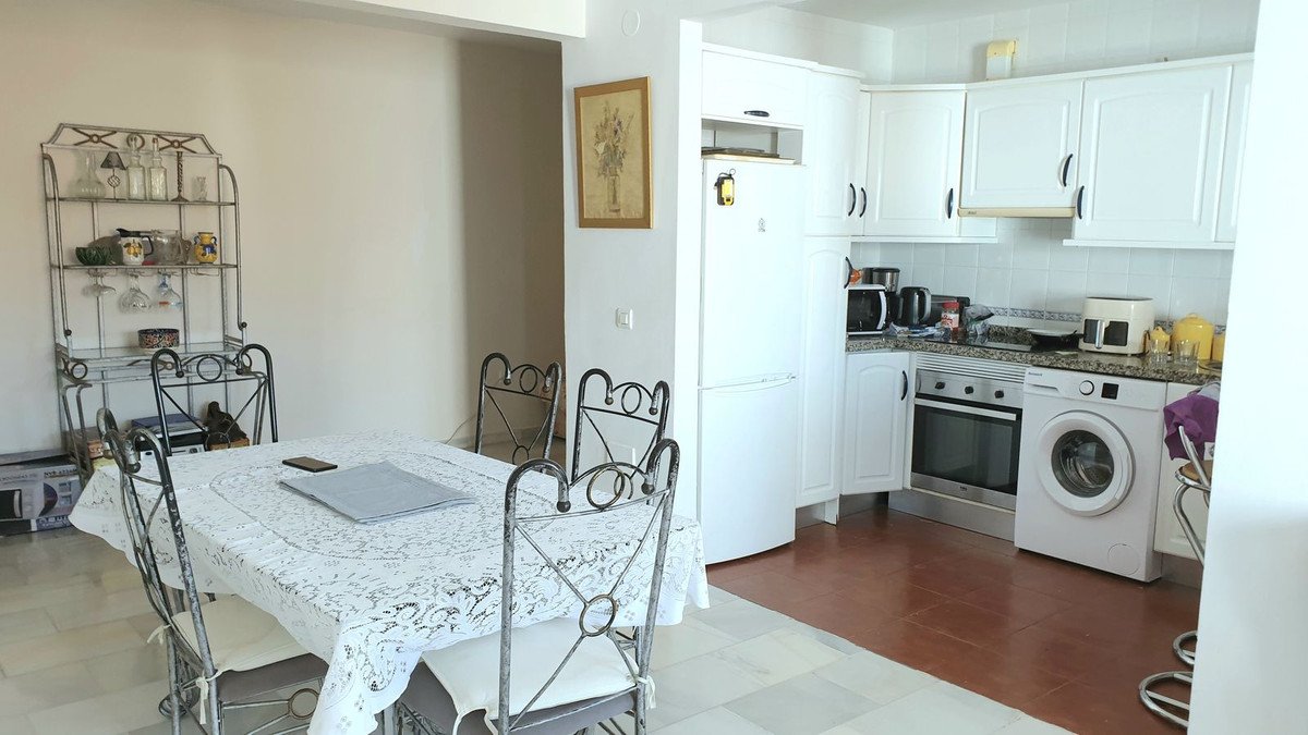 2 Bed Ground Floor Apartment in Nerja