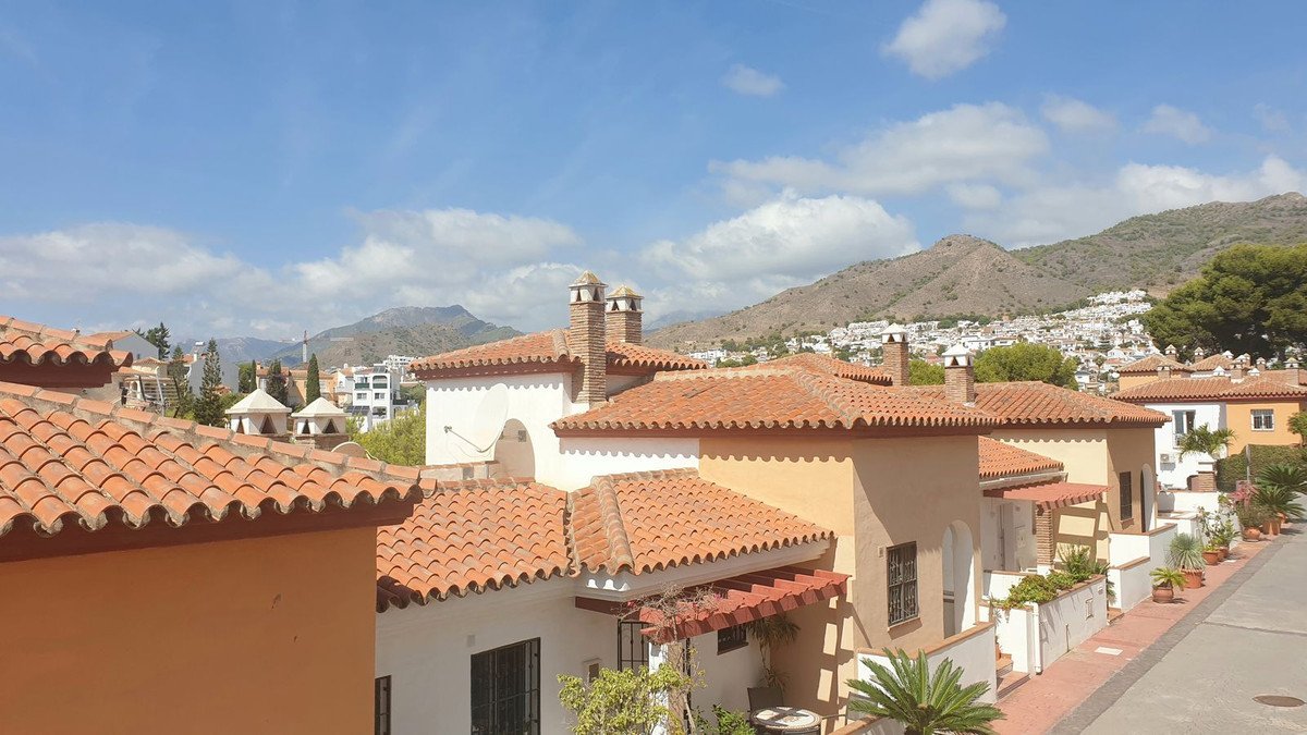 2 Bed Ground Floor Apartment in Nerja