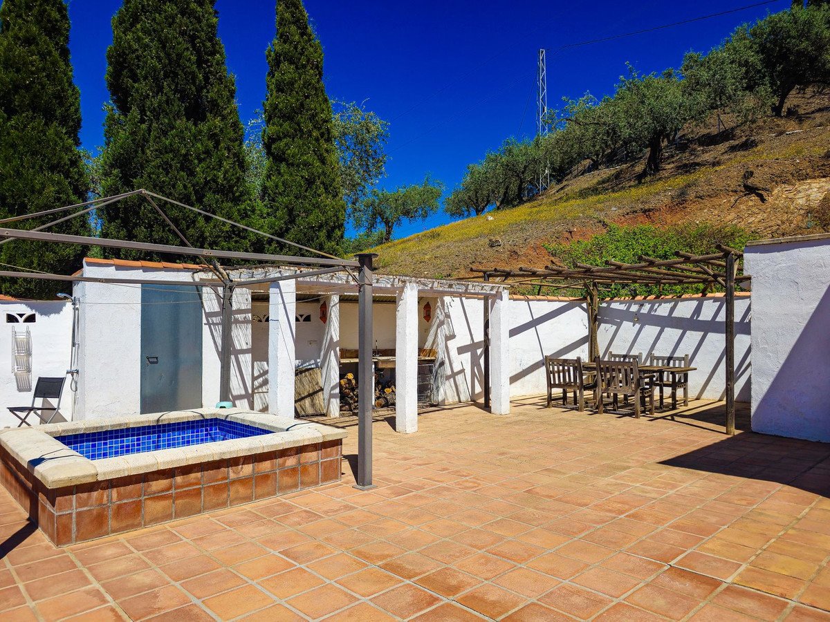 3 Bed Detached Villa in Arenas