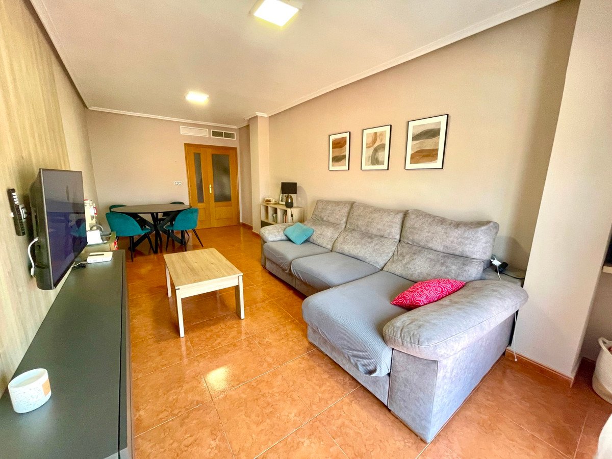 3 Bed Middle Floor Apartment in Catral