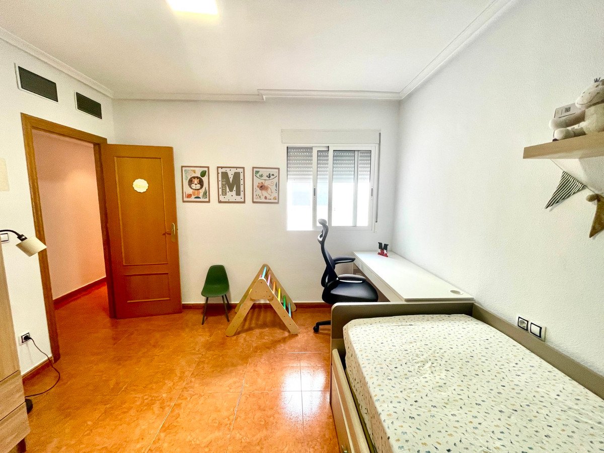3 Bed Middle Floor Apartment in Catral