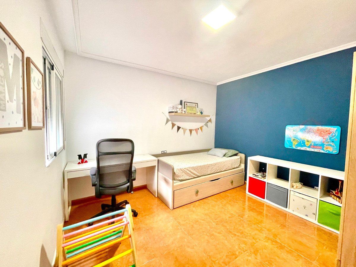 3 Bed Middle Floor Apartment in Catral