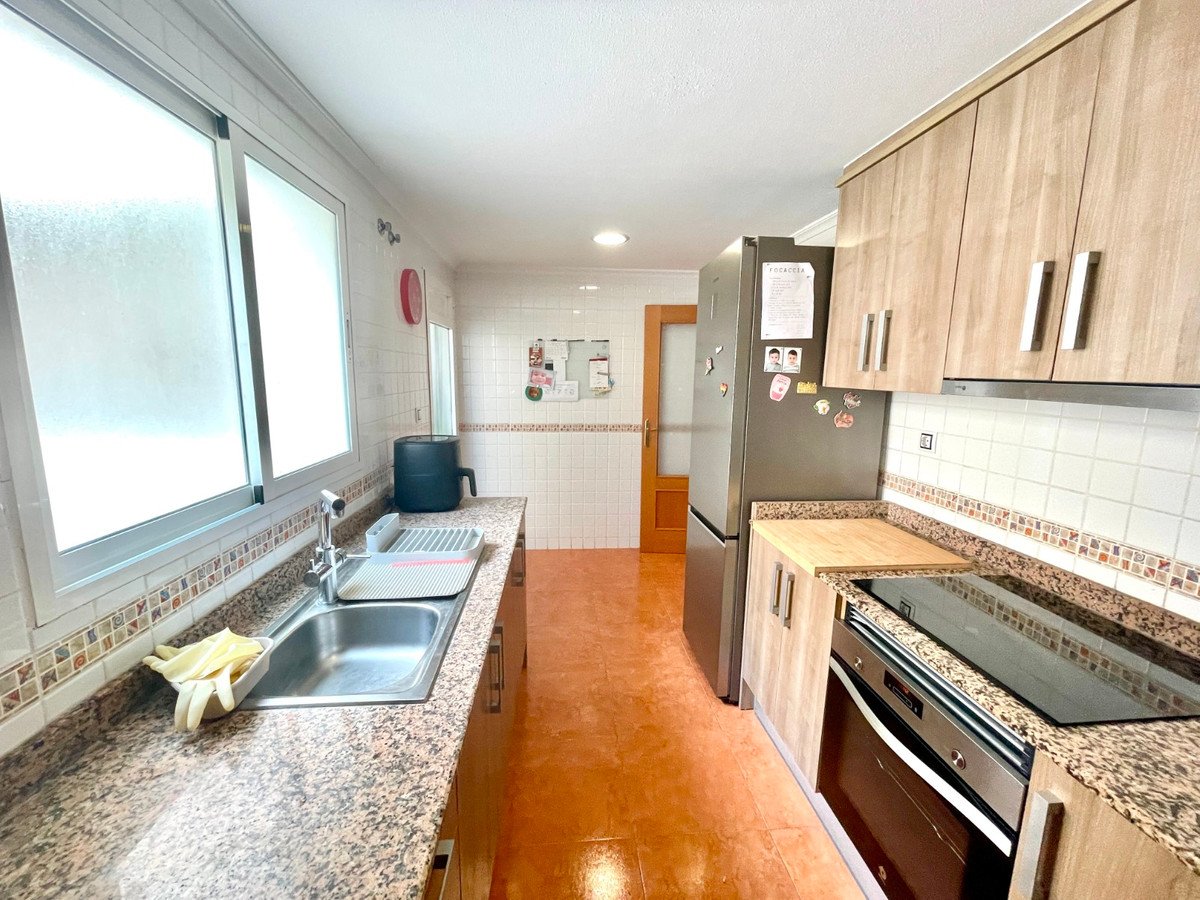 3 Bed Middle Floor Apartment in Catral