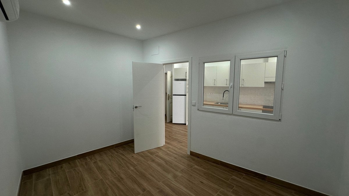 1 Bed Middle Floor Apartment in Torrevieja