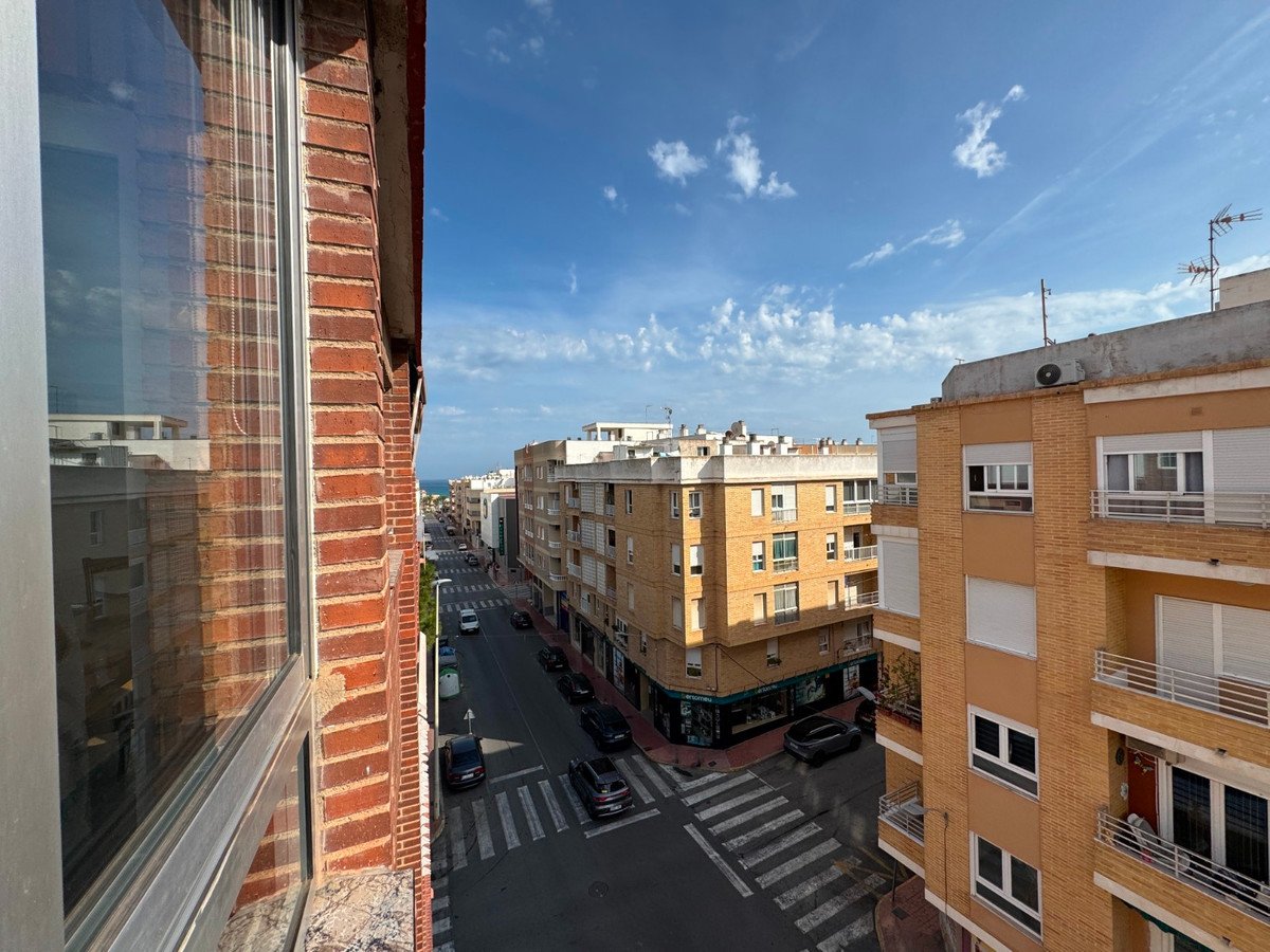 3 Bed Middle Floor Apartment in Guardamar del Segura
