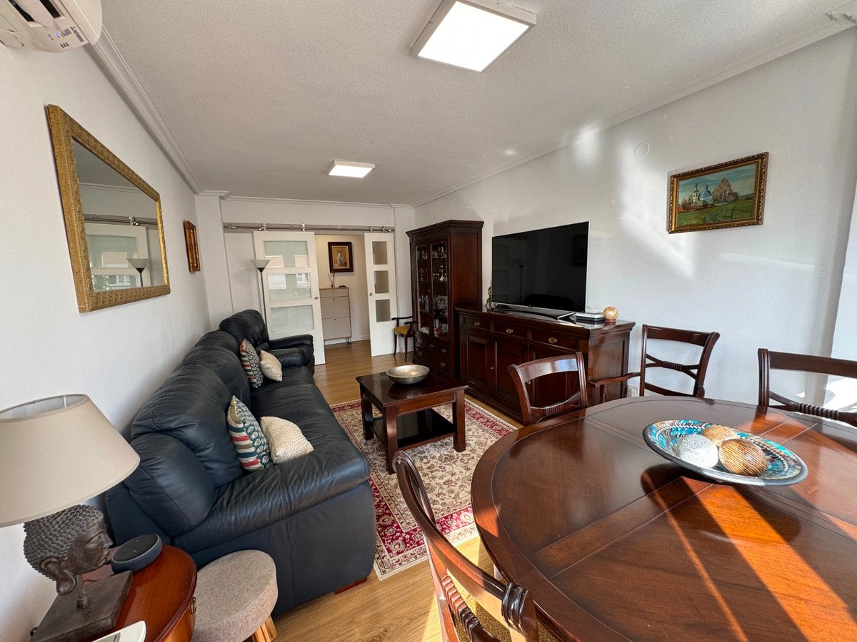 3 Bed Middle Floor Apartment in Guardamar del Segura