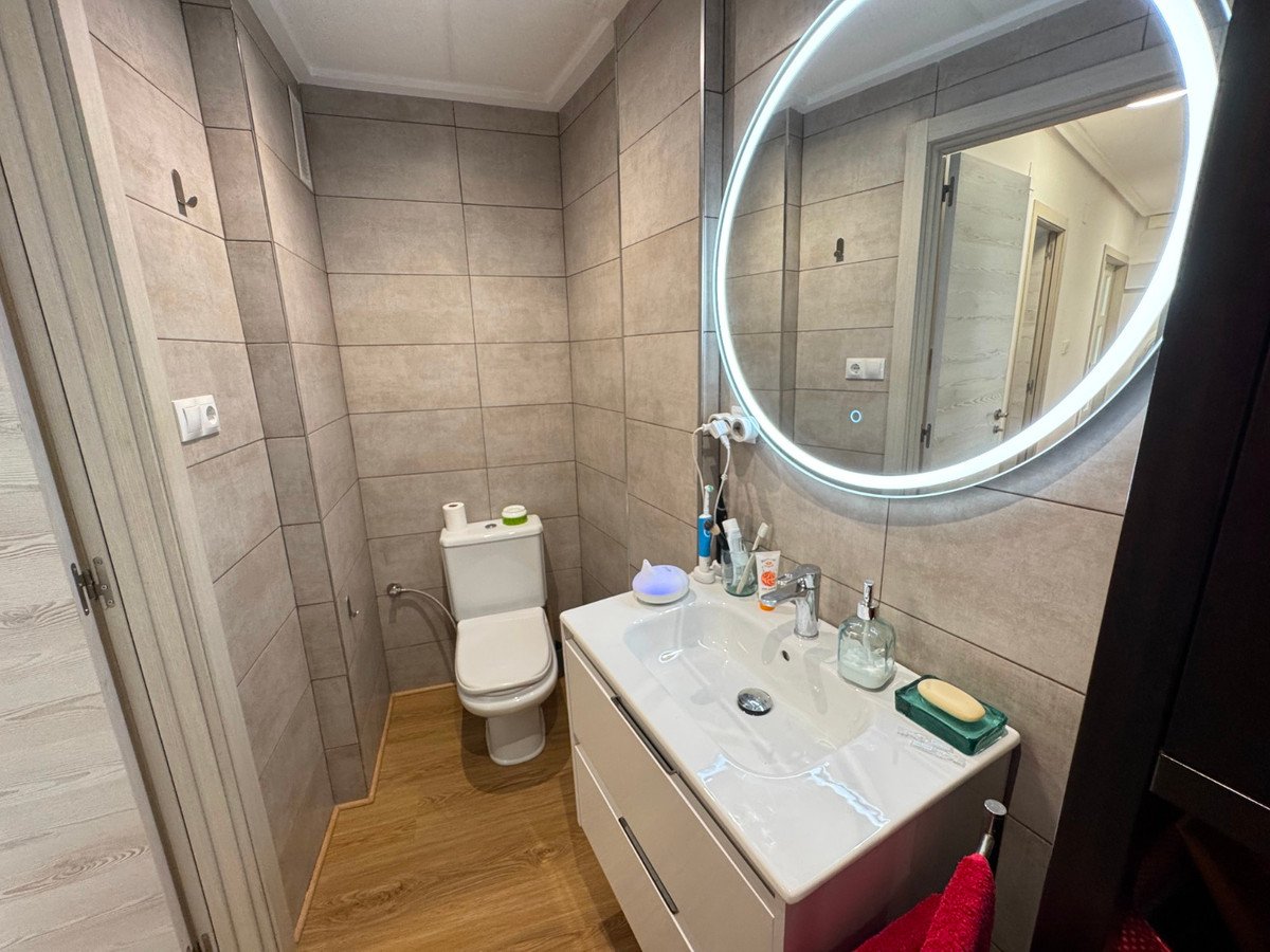 3 Bed Middle Floor Apartment in Guardamar del Segura