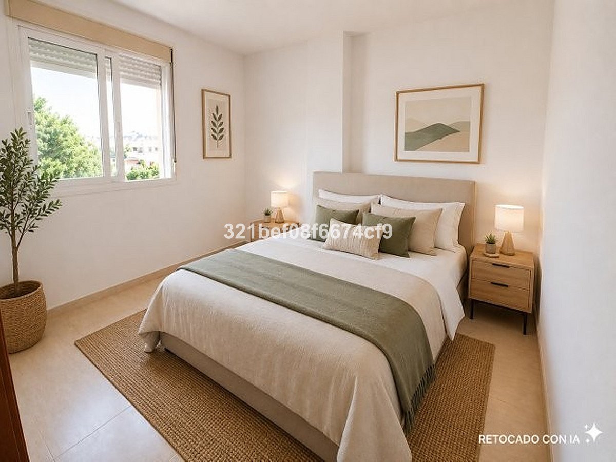 2 Bed Top Floor Apartment in San Luis de Sabinillas