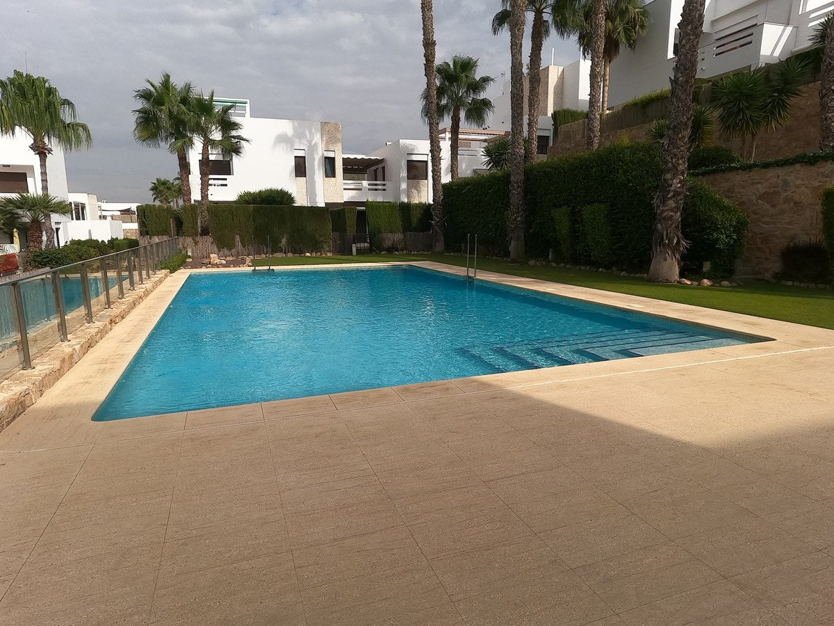 2 Bed Ground Floor Apartment in La Finca Golf