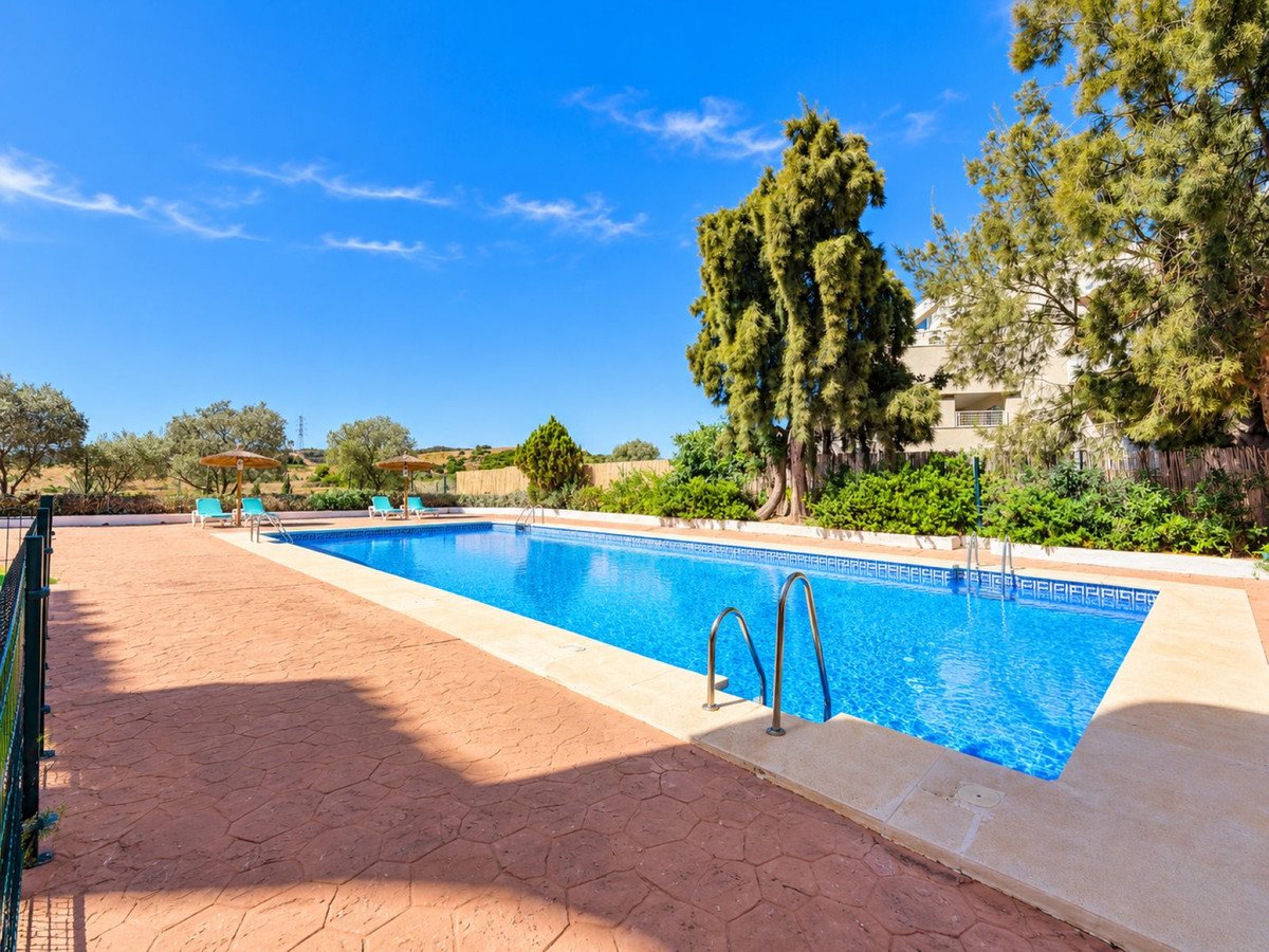 2 Bed Ground Floor Apartment in Estepona