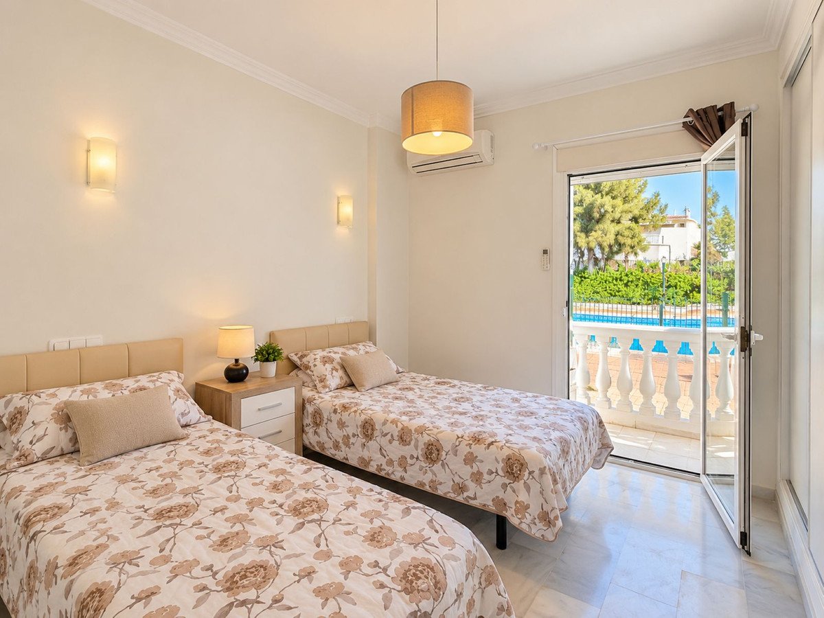 2 Bed Ground Floor Apartment in Estepona
