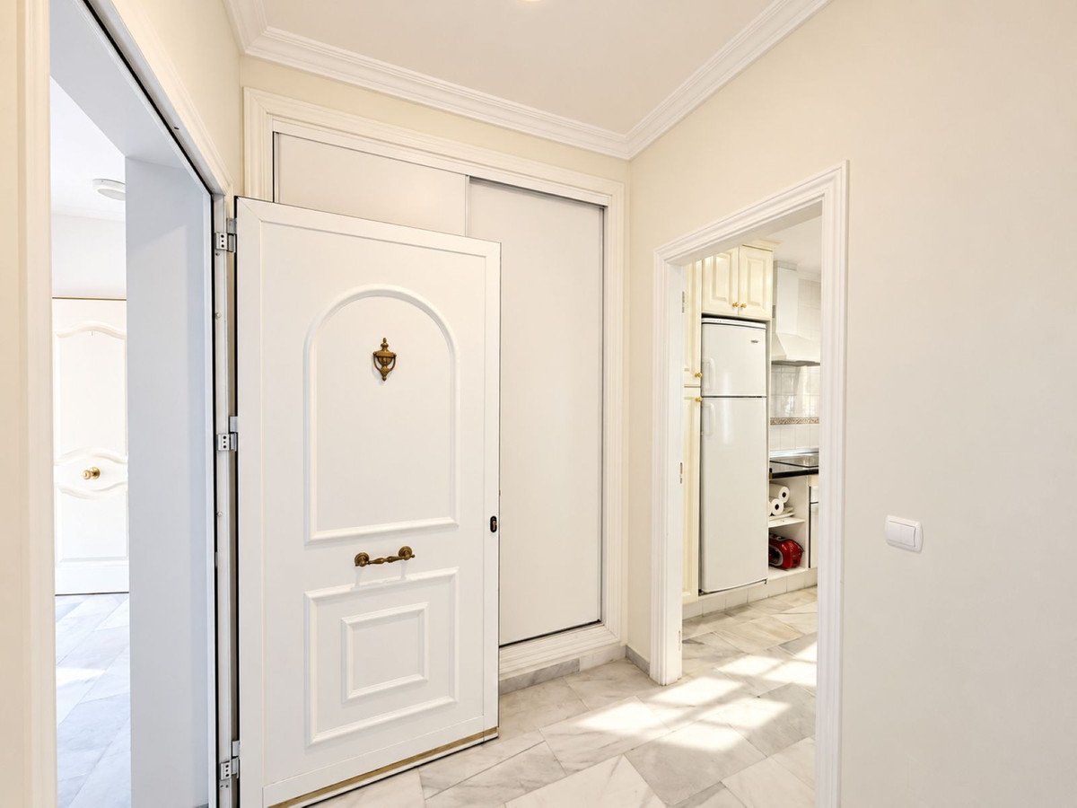 2 Bed Ground Floor Apartment in Estepona