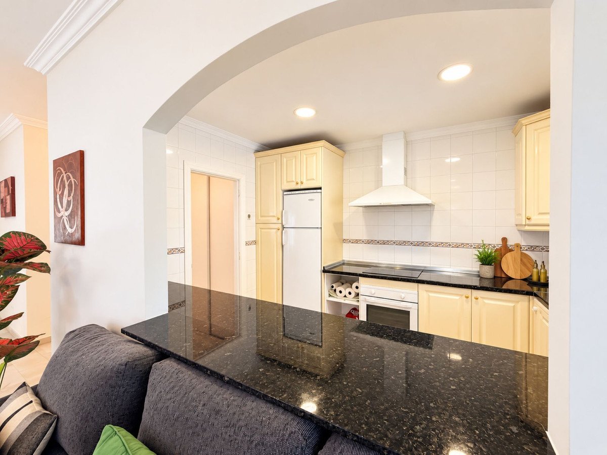 2 Bed Ground Floor Apartment in Estepona
