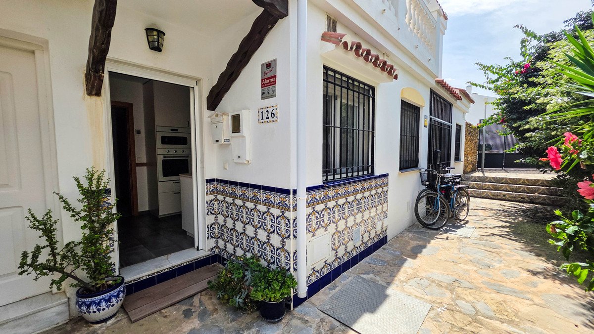 2 Bed Townhouse in Manilva