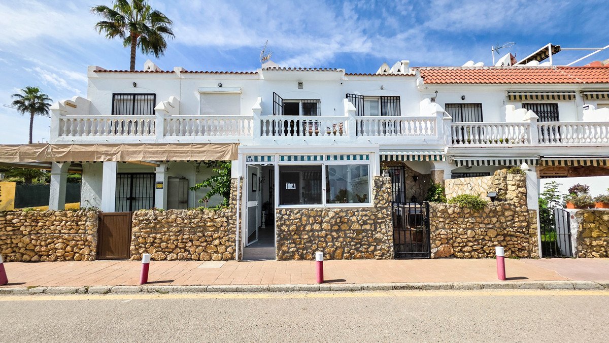 2 Bed Townhouse in Manilva