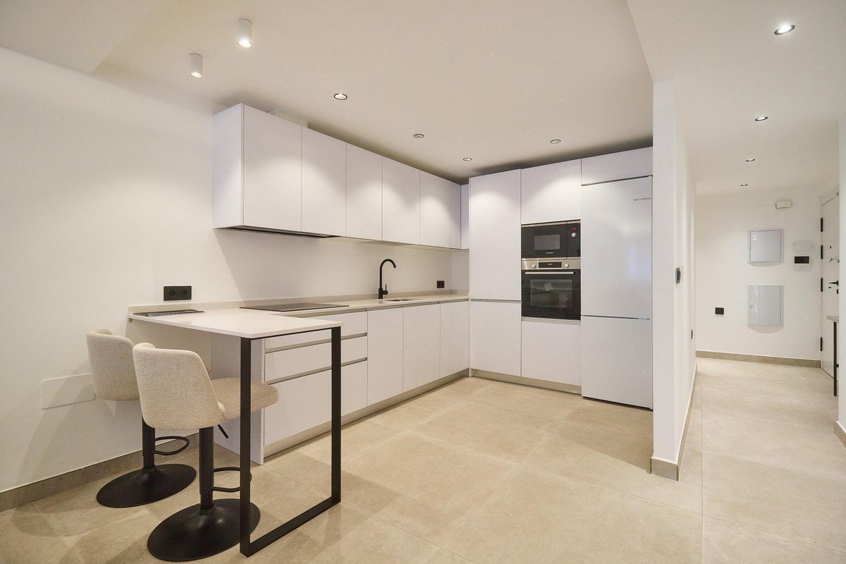 3 Bed Middle Floor Apartment in Fuengirola