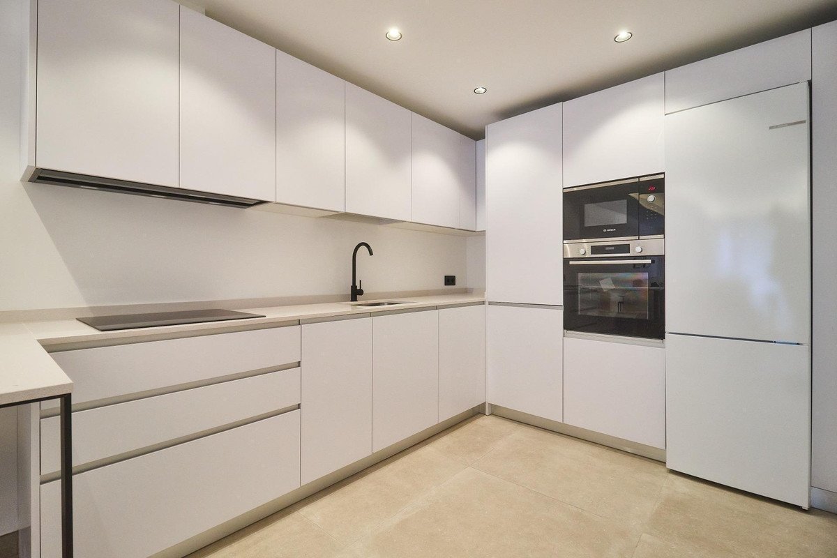 3 Bed Middle Floor Apartment in Fuengirola