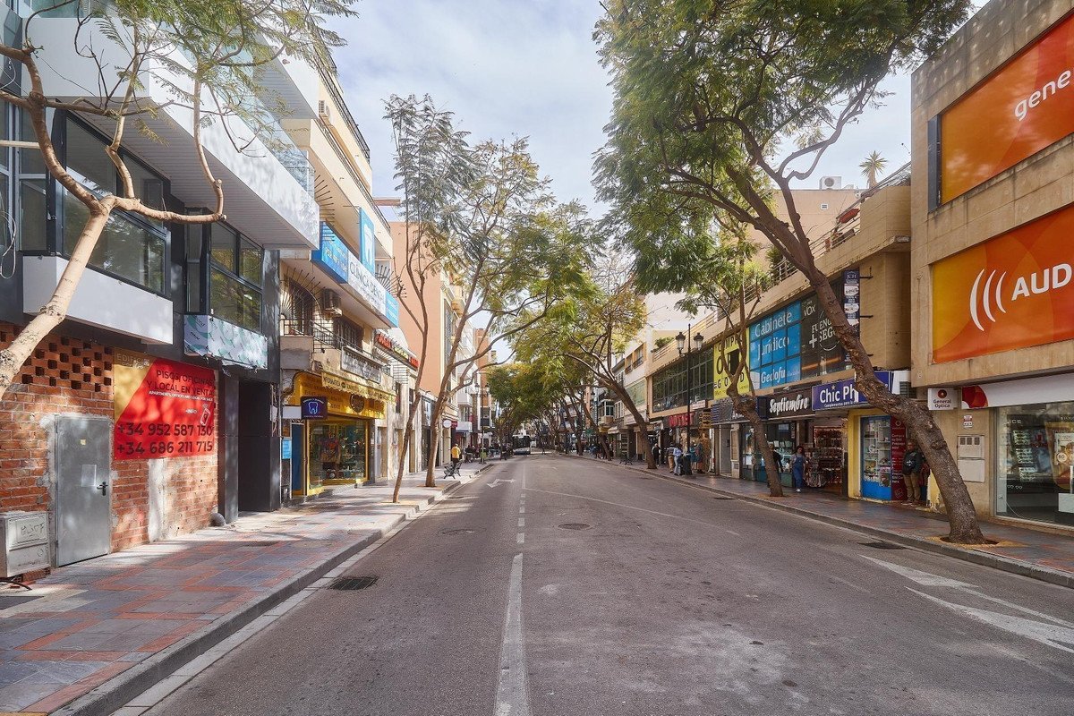 3 Bed Middle Floor Apartment in Fuengirola
