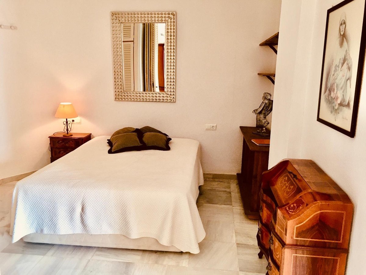 2 Bed Ground Floor Apartment in The Golden Mile