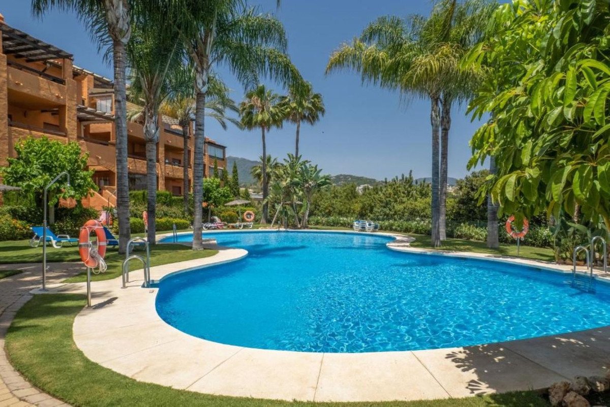 2 Bed Middle Floor Apartment in Atalaya