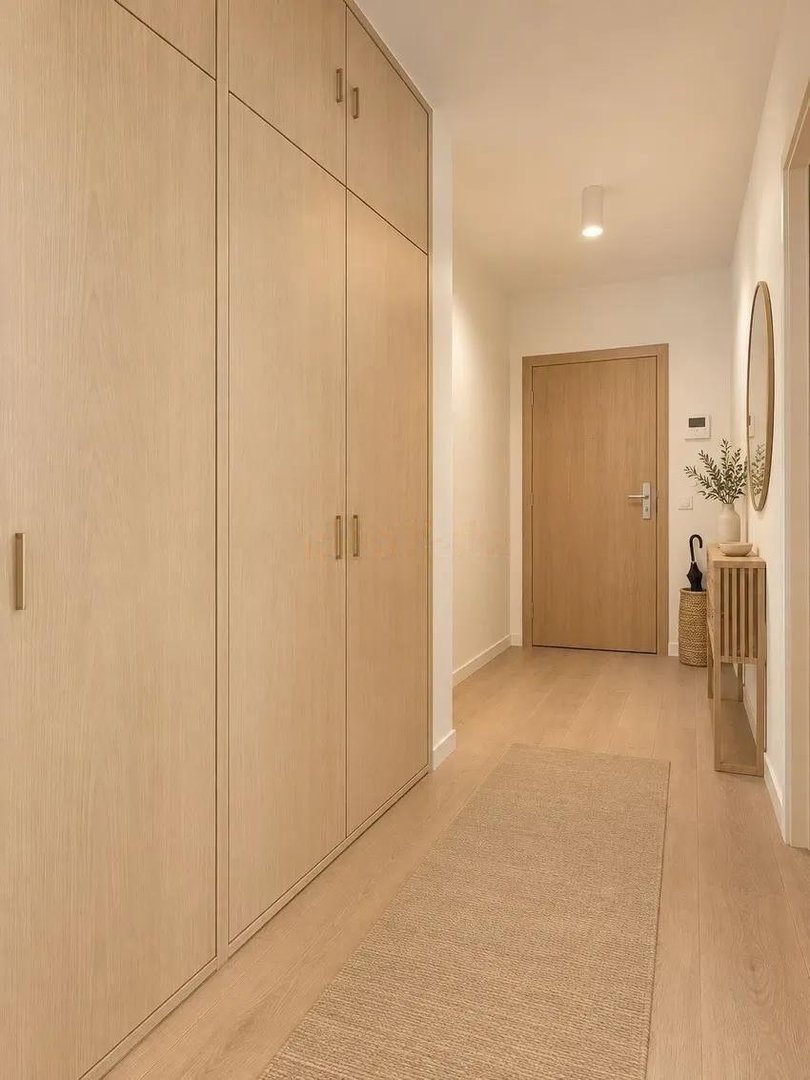 4 Bed Middle Floor Apartment in Málaga