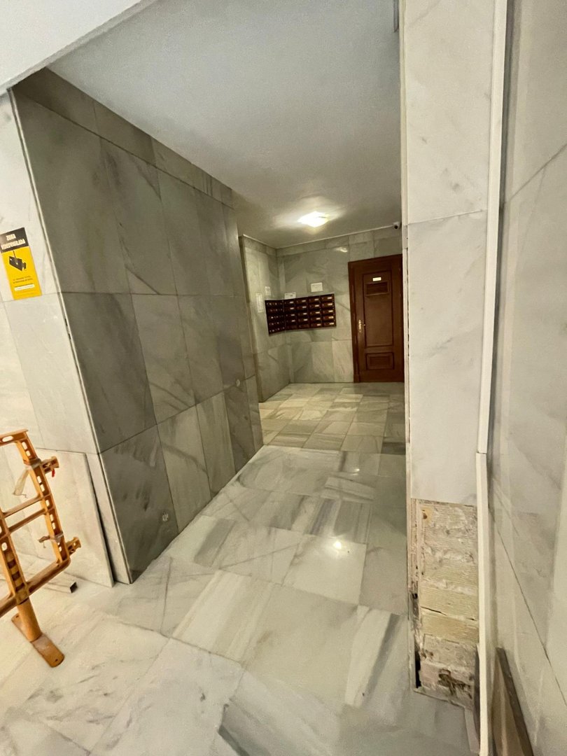 4 Bed Middle Floor Apartment in Málaga