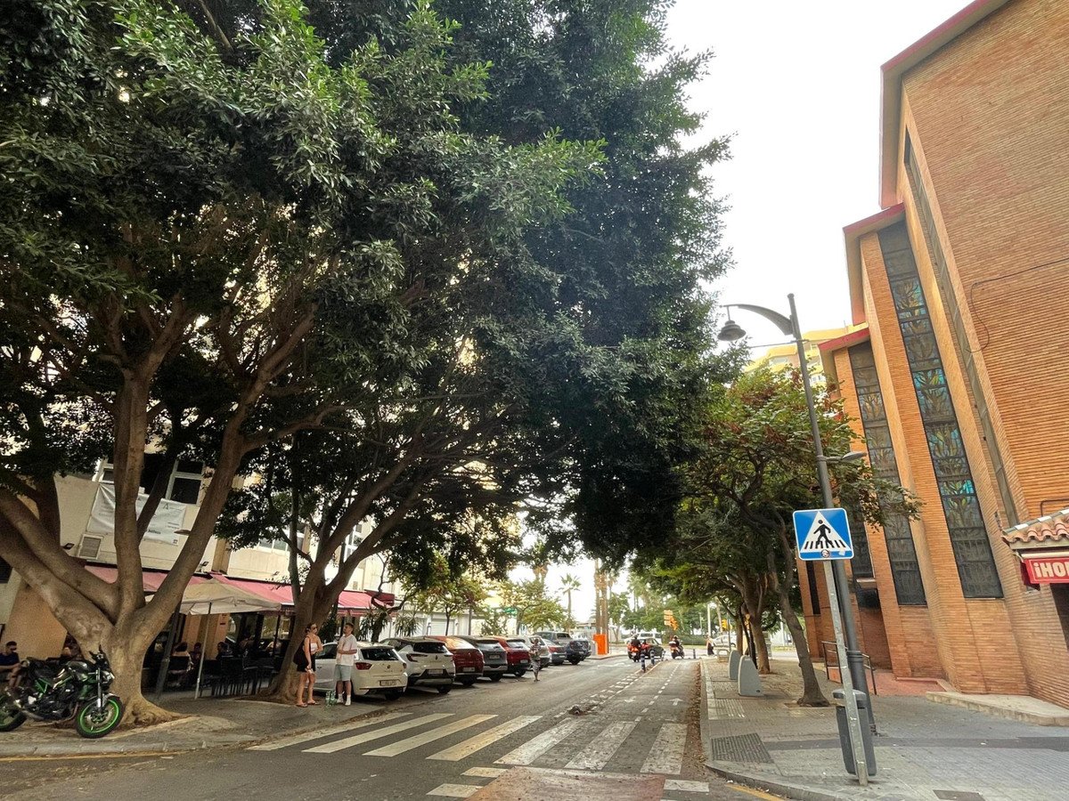 4 Bed Middle Floor Apartment in Málaga