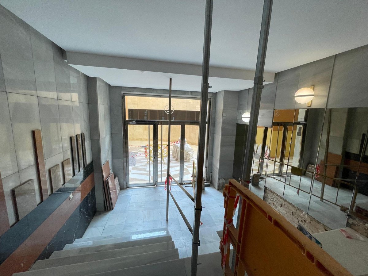 4 Bed Middle Floor Apartment in Málaga