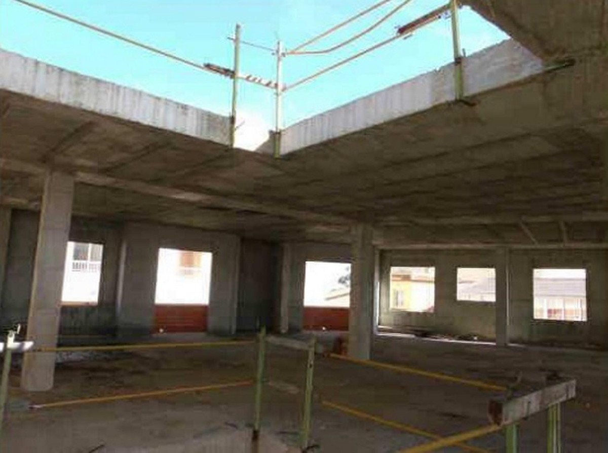 Commercial in Los Montesinos
