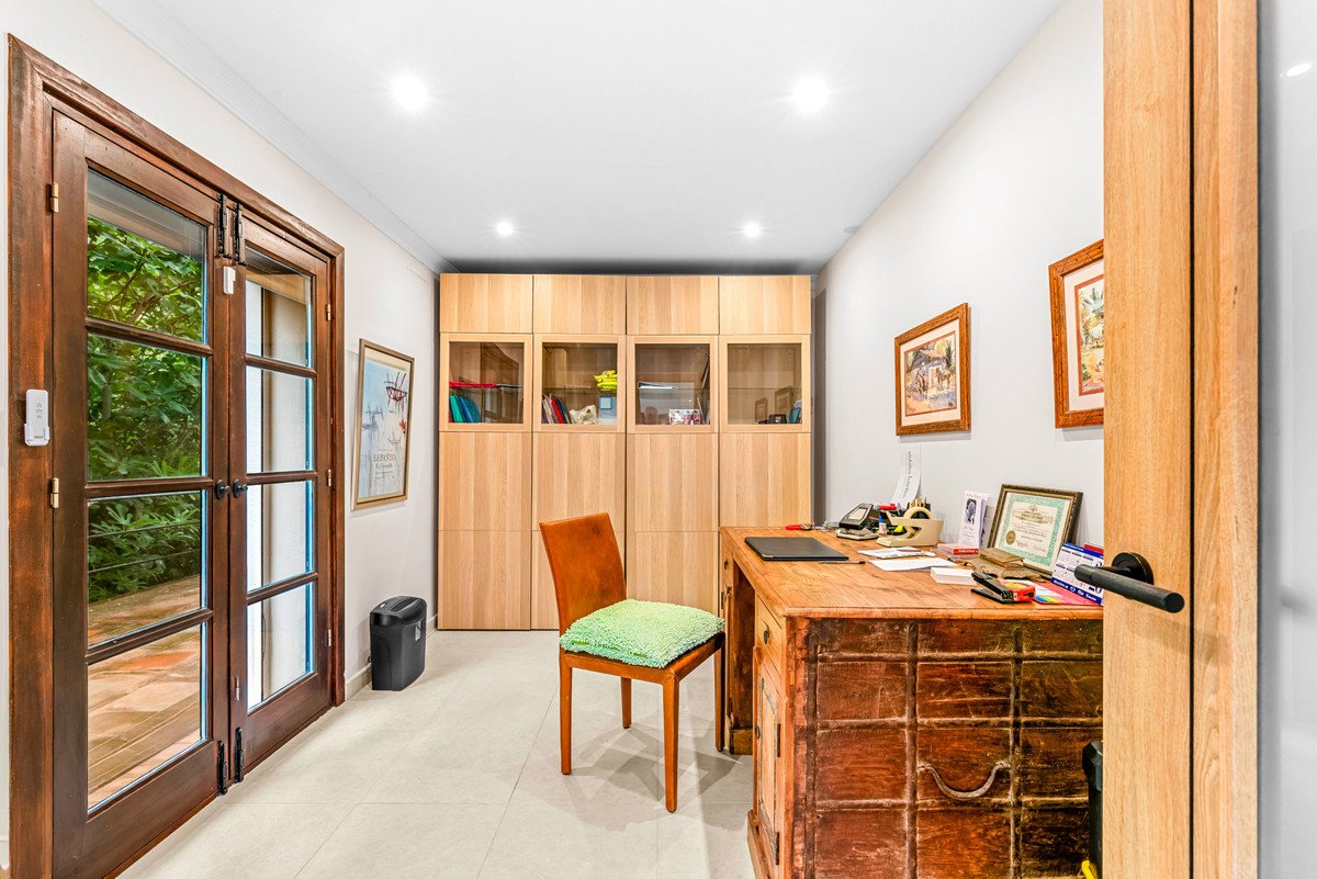 9 Bed Detached Villa in Mijas Costa